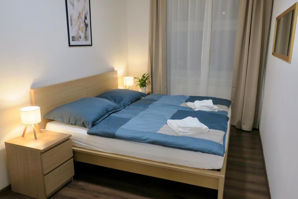 Charm Deco Near Old Town, All-friendly Appartement Praag