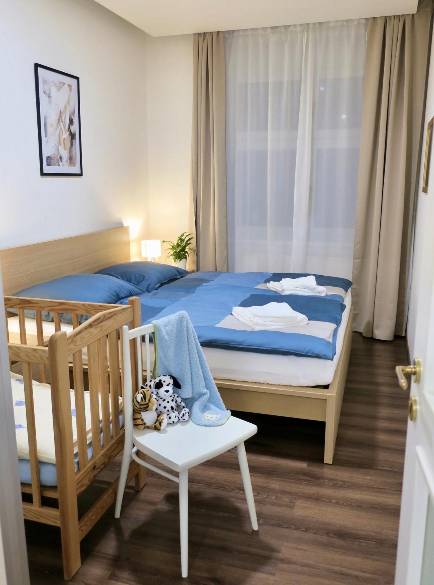 Charm Deco Near Old Town, All-friendly Praag