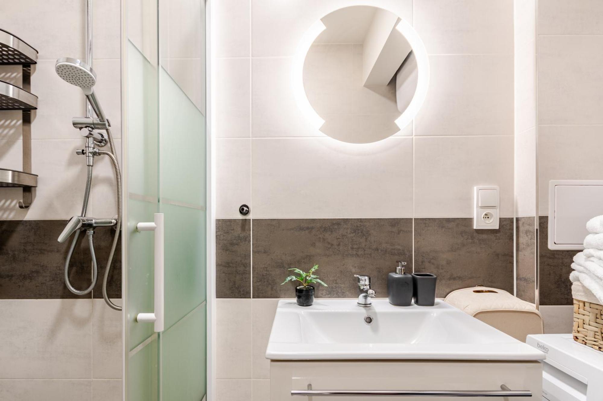 Appartement Charm Deco Near Old Town, All-friendly *