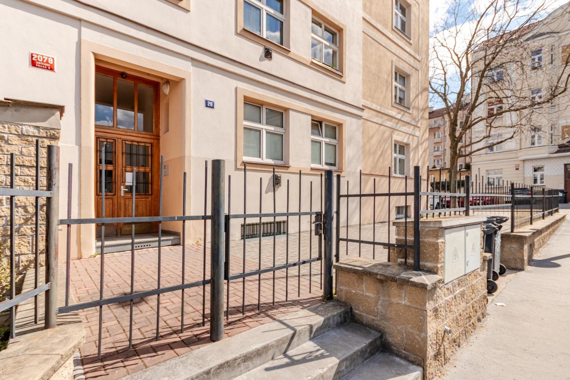 Appartement Charm Deco Near Old Town, All-friendly