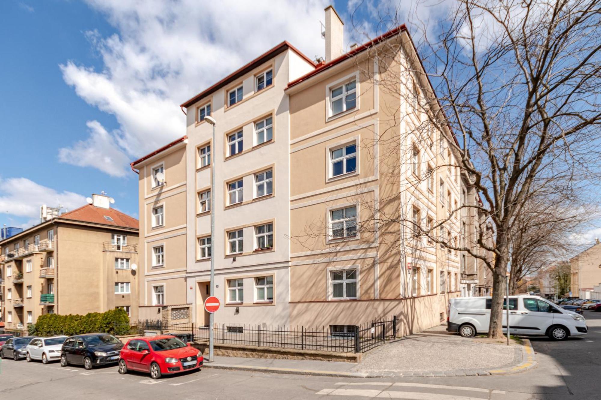 Charm Deco Near Old Town, All-friendly Appartement